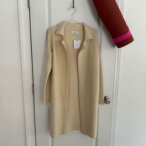 L'Academie London Thick Knit Cream Cardigan NWT